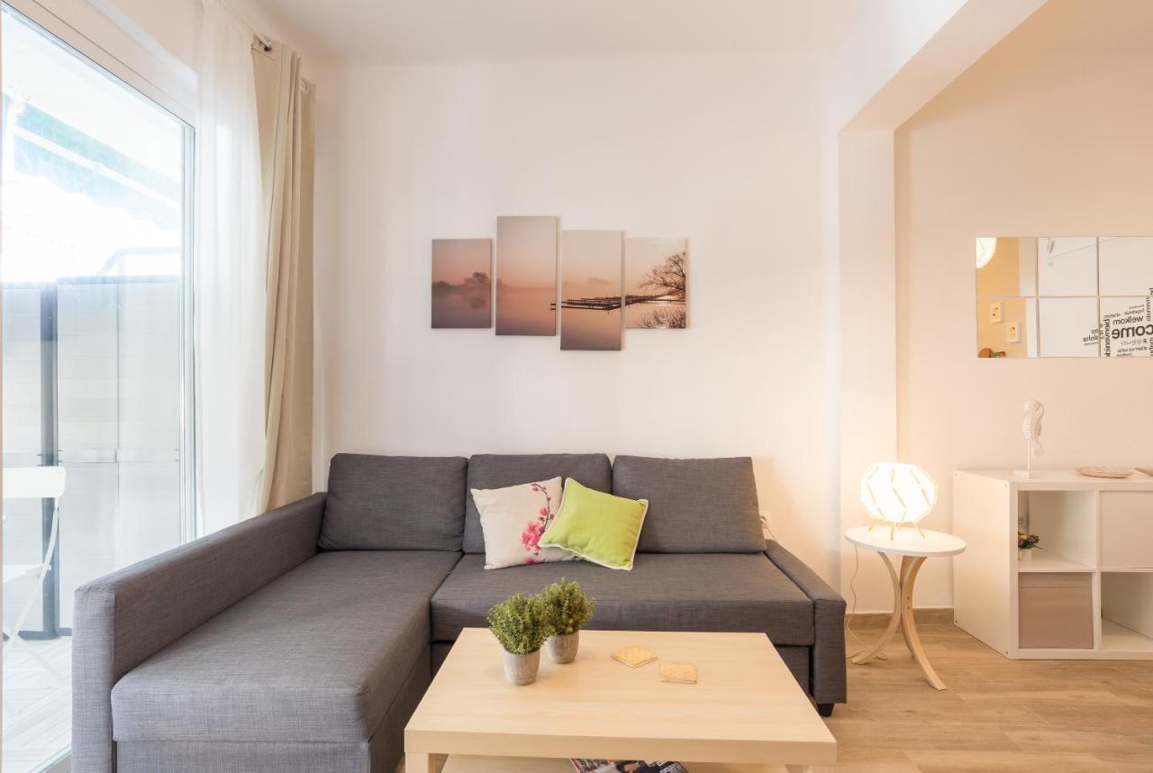 Malagasuite Front Beach Фуeнхирола Екстериор снимка