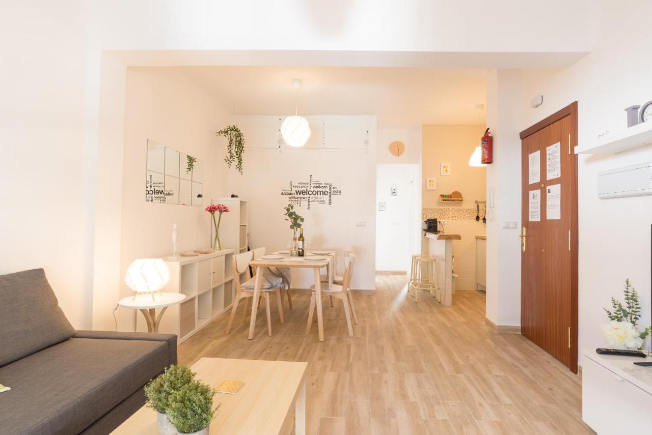 Malagasuite Front Beach Фуeнхирола Екстериор снимка
