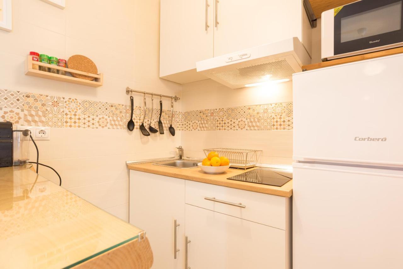 Malagasuite Front Beach Фуeнхирола Екстериор снимка